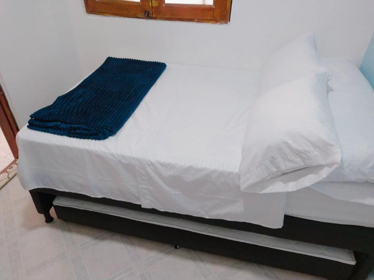 Confortable Habitacion En Apartamento Amoblado Jardin Exterior foto