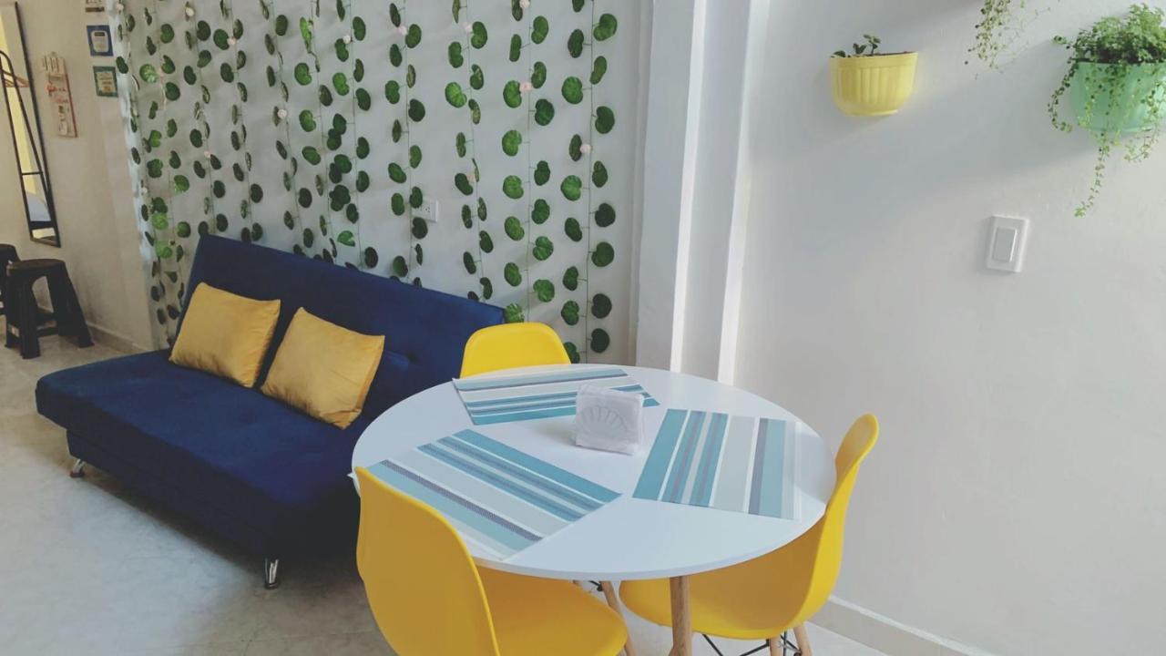 Confortable Habitacion En Apartamento Amoblado Jardin Exterior foto
