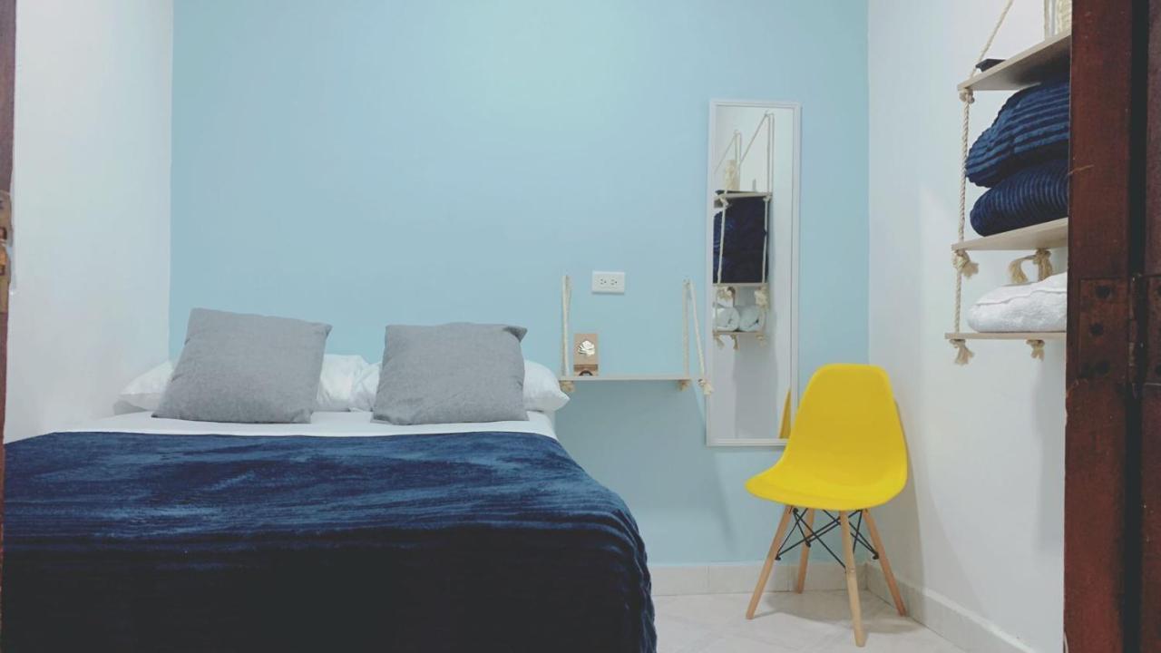 Confortable Habitacion En Apartamento Amoblado Jardin Exterior foto